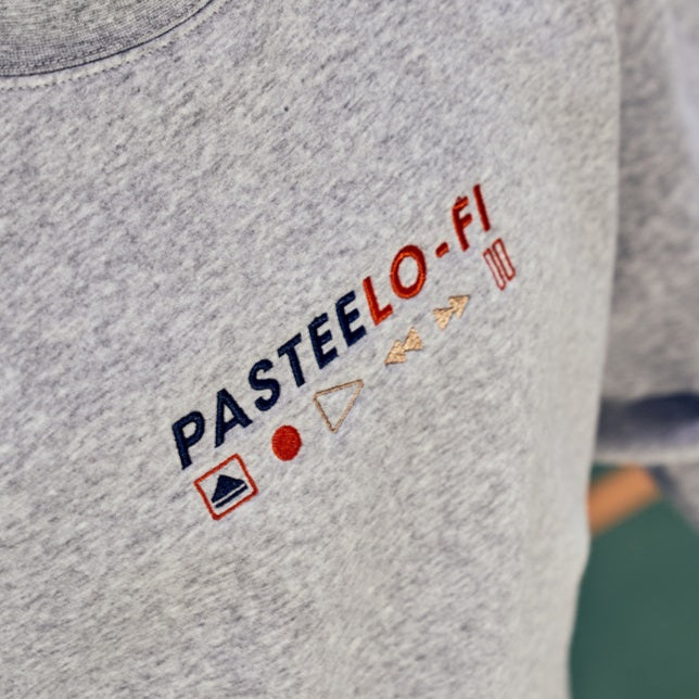 LO-FI EMB CREWNECK - HEATHER GREY
