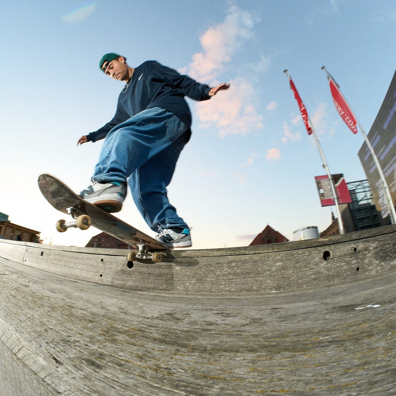 TONAL EMB O.G. CREWNECK - NAVY
