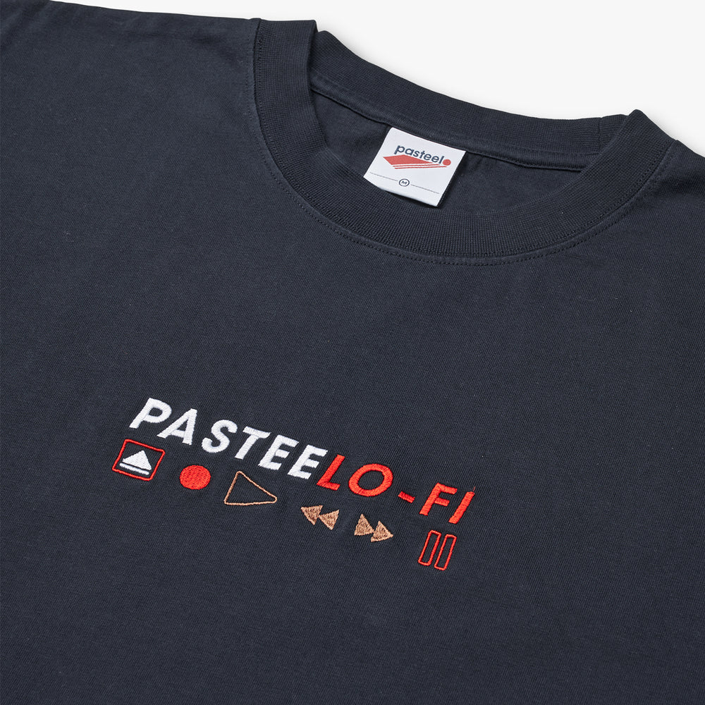 LO-FI EMB TEE - NAVY