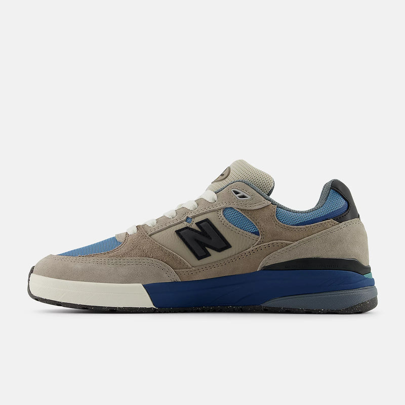NB NUMERIC - REYNOLDS 933 - MUSHROOM/STILL WATER