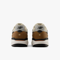 NB NUMERIC - REYNOLDS 933 - QUICKSAND/SEA SALT