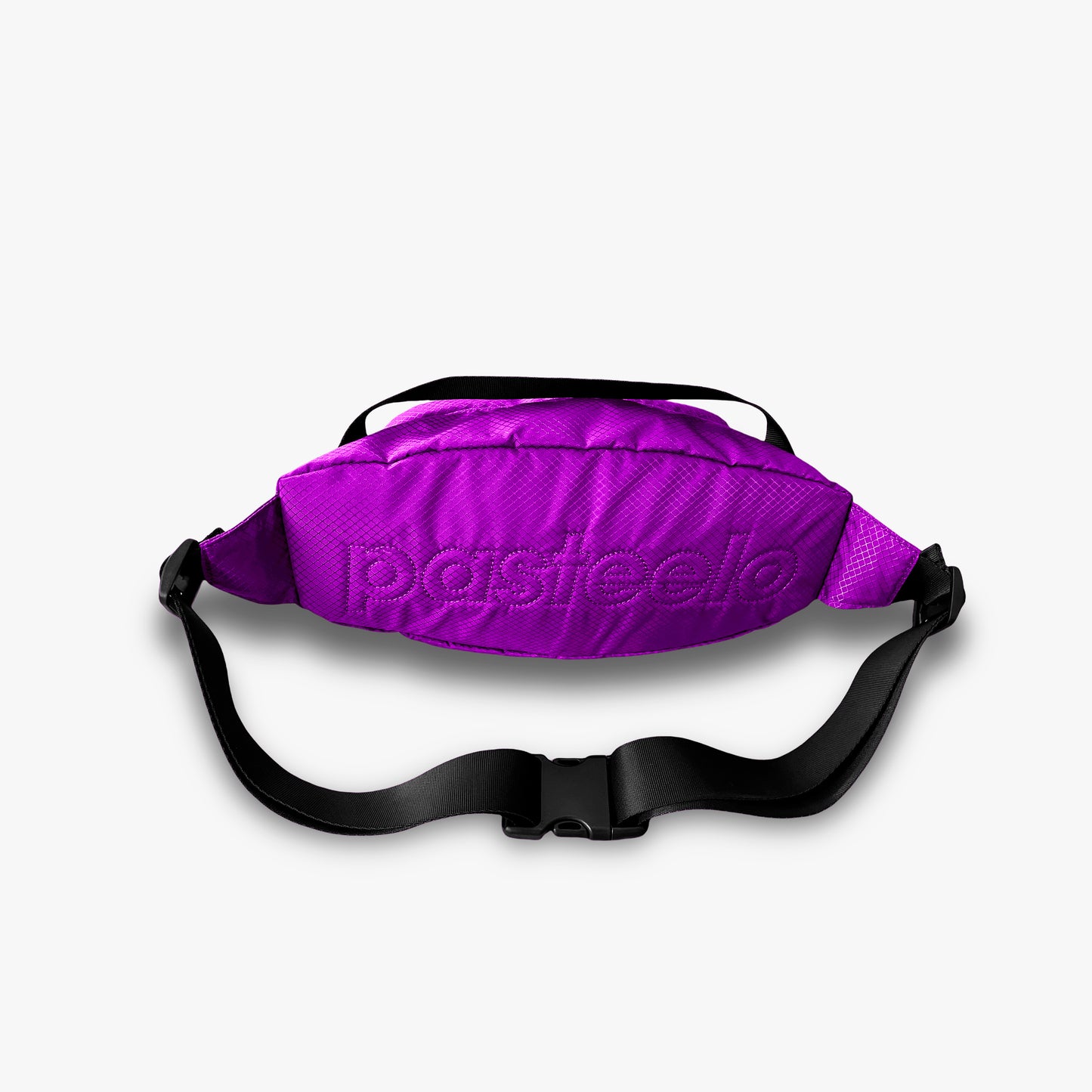 ESSENTIALS SPORTS BAG - GRAPE