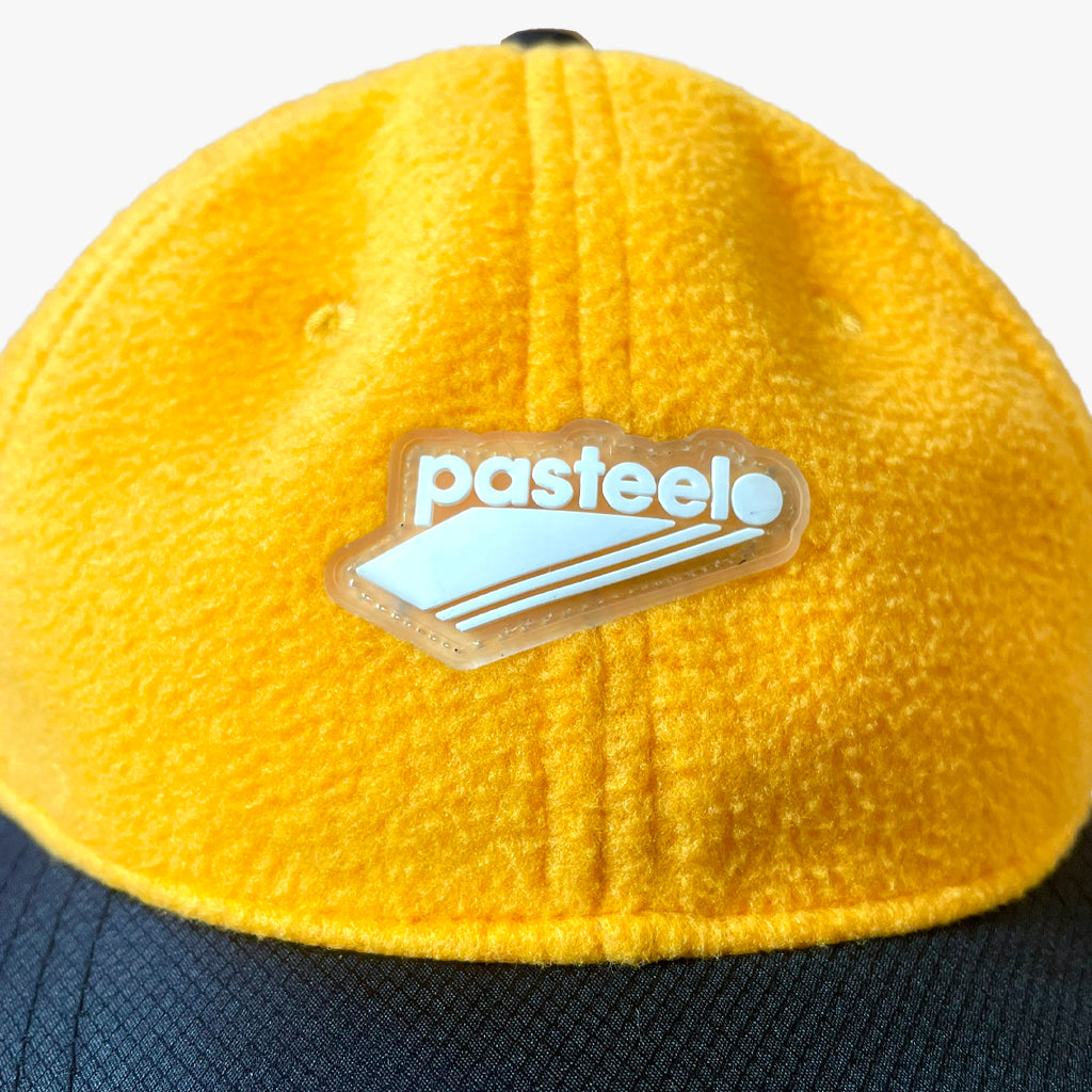 POLARFLEECE 6 PANEL CAP - GOLD/BLACK